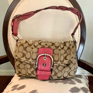 Coach Signature Shoulder Bag